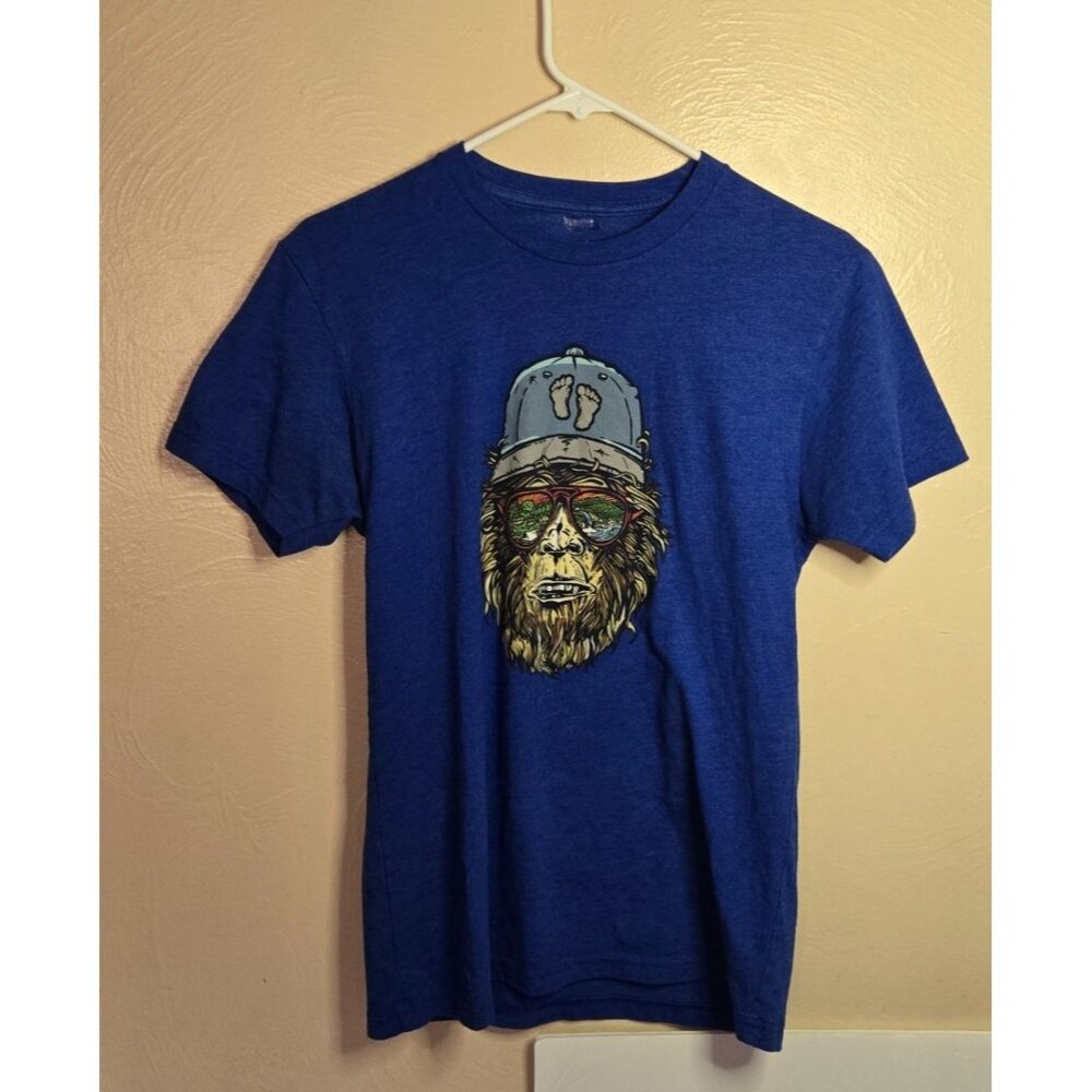 Wild Tribute Bigfoot Tshirt Size Small PNW